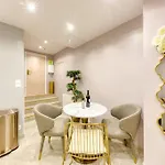 Elysee Prestige * Paris